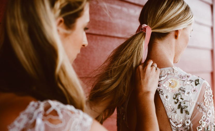 ribbon hairstyles for weddings